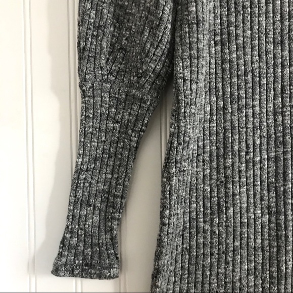 ⭐️ 3 for $25 Sweater Dress - Picture 4 of 6